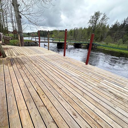 Cosy River House Kvillsfors Bagian luar foto