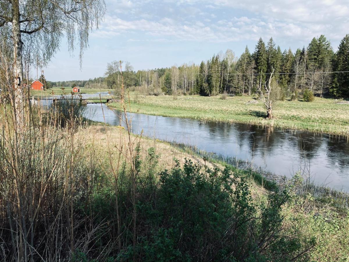Cosy River House Kvillsfors Bagian luar foto