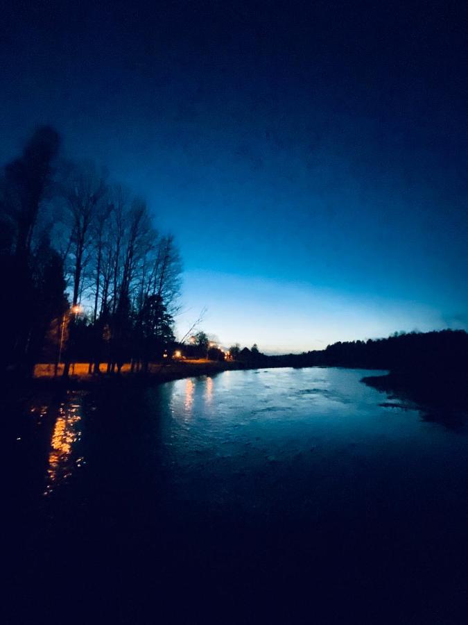 Cosy River House Kvillsfors Bagian luar foto